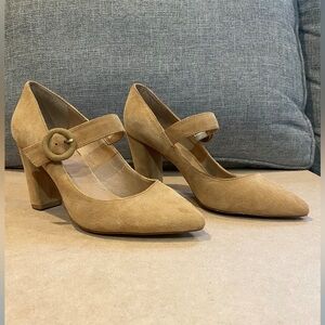 Tahari women’s Mary Jane shoes